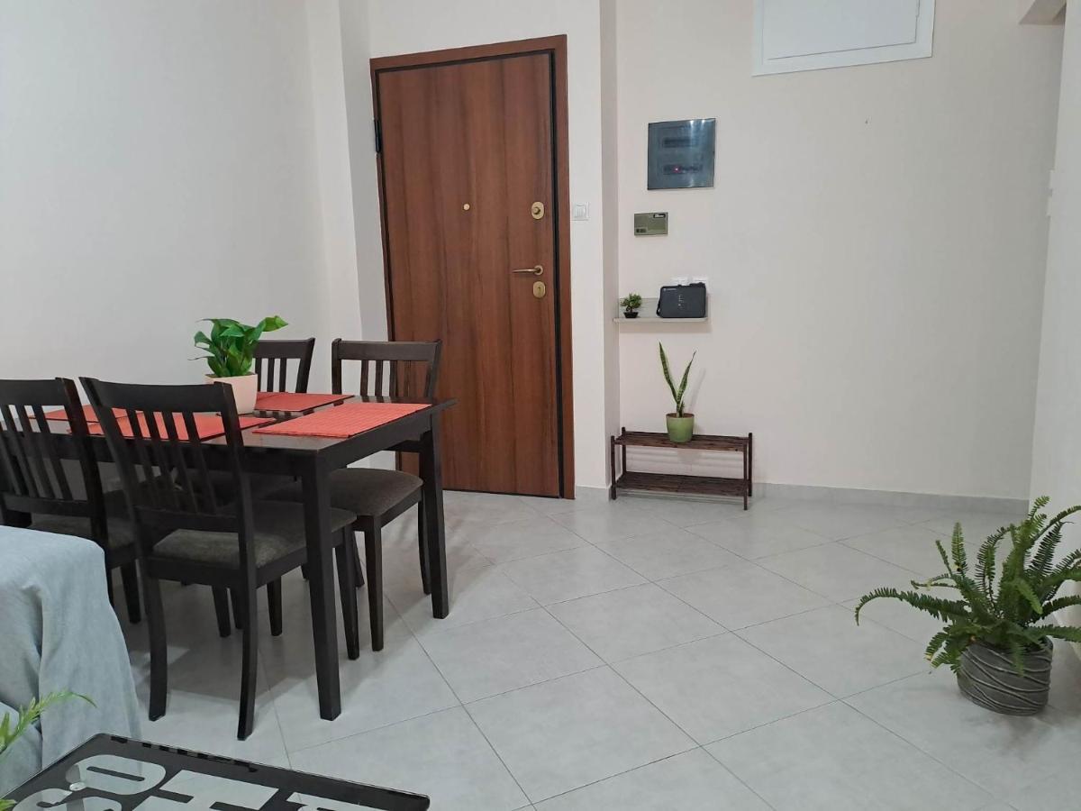 Cozy Apartment In Nea Palatia-Оропос Екстер'єр фото