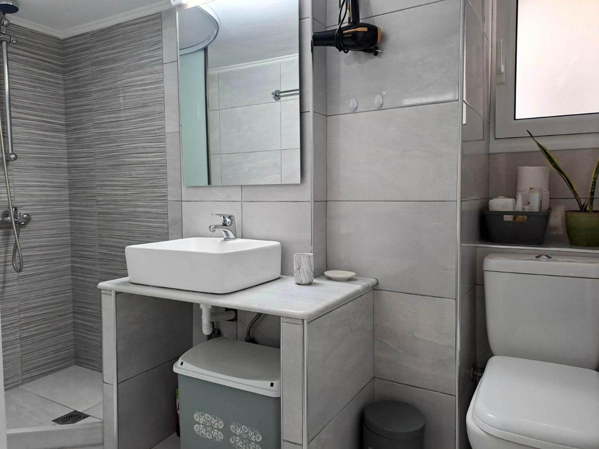 Cozy Apartment In Nea Palatia-Оропос Екстер'єр фото